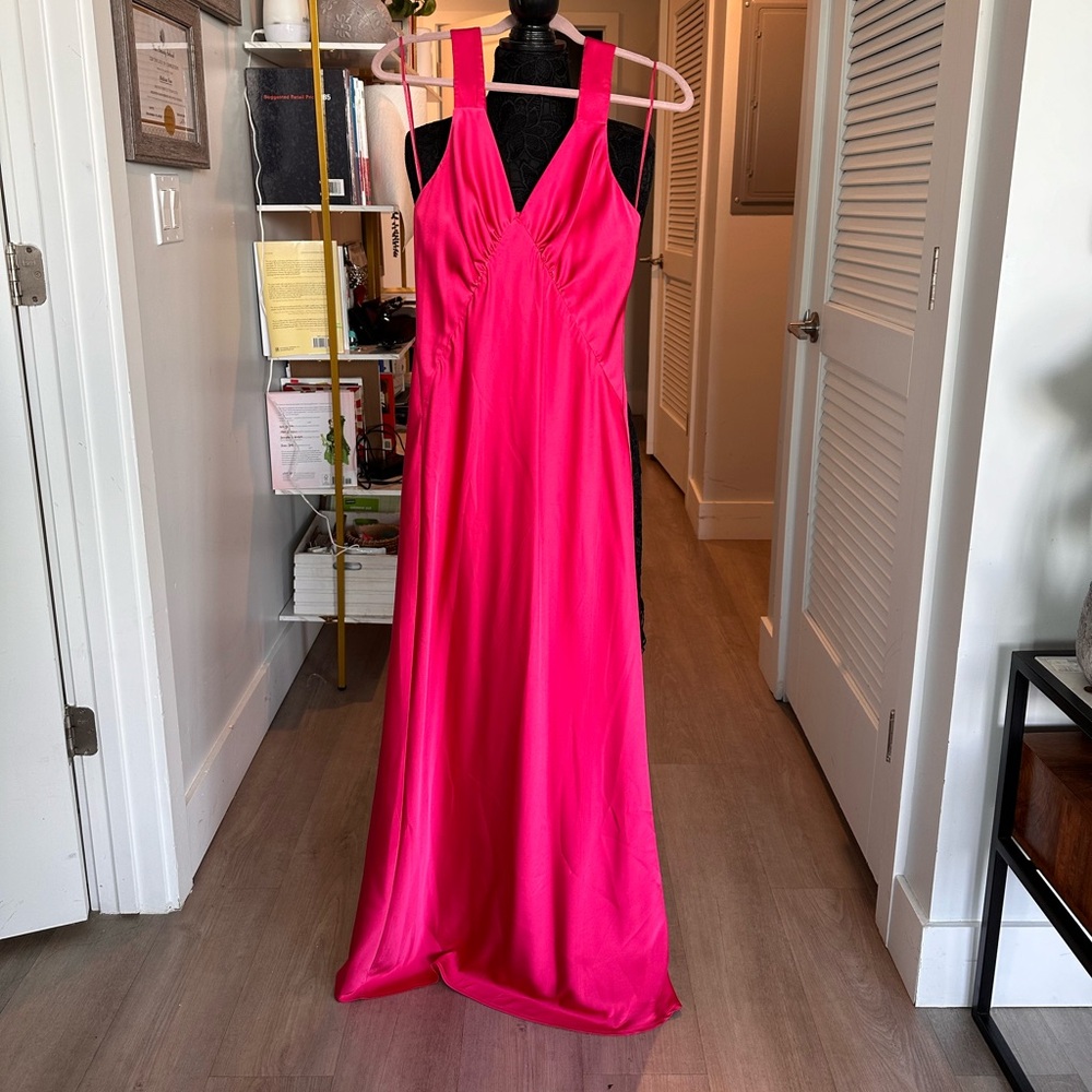 Prestige Con, House of Harlow, Pink Maxi